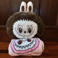 Almohadones Peluche Con Manta - Labubu - - comprar online