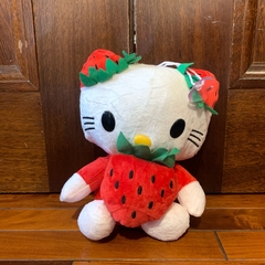 Peluche de Hello Kitty Con Frutilla -21 cm - - comprar online