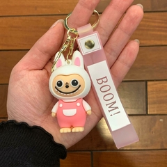 Llavero de Goma de Labubu -Con Ropa Rosa Tira Boom - comprar online