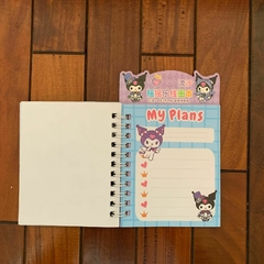 Libro tapa dura con agua adentro y brillo de Stickers de Sanrio - Al Azar - - Shop Limite Zero