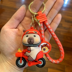 Llavero de Goma de Animales - Carpincho Con Bici Rojo - comprar online