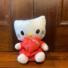 Peluche de Hello Kitty Con Corazón Vestido Rojo -21 cm - - comprar online