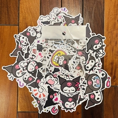 [Stick.Imperm.p/Mate] Kuromi 1 - Paquete de 50 Al Azar - comprar online