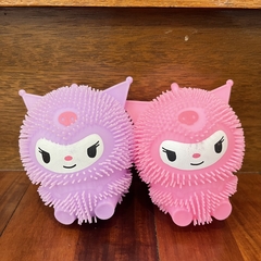 Muñecos Squishy Antiestrés Con Luces- Kuromi - comprar online