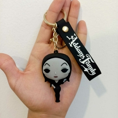 Llavero de Goma de Los locos Addams - Morticia Saludando