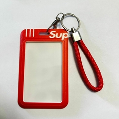 -*Portasube con Soga de Supreme - Fondo Rojo - comprar online