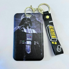 -*Portasube con Tira de Star Wars - Darth Vader