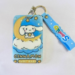 -*Portasube con Tira de Cinnamoroll - Luna y Nube