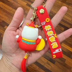 Llavero de Goma de Gato de la Suerte - Rojo con Cartel Amarillo - comprar online