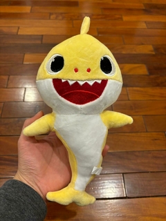 *Peluche de Baby Shark - Amarillo -25cm-