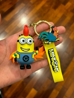 **Llavero de Goma de Minions - Disfrazado de Gallo