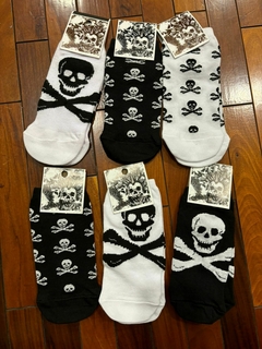 Medias Soquete para Adulto - Calaveras - 3 Pares al Azar