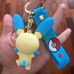 Llavero de Goma de Pikachu Pokemon Oreja Celeste - comprar online