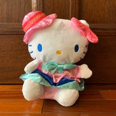 Peluche de Hello Kitty - Con Vestido y Sombrero - 23cm - comprar online