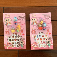 Anillo con Sticker para Uñas - Labubu - comprar online