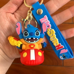 Llavero de Goma de Stitch Azul - En Auto Roja y Laser en la Mano - comprar online