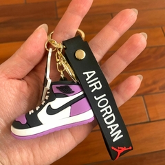Llavero de Goma de Zapatilla Jordan -Violeta - comprar online