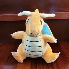 Peluche de Pokemo - Dragonite - 21cm - comprar online