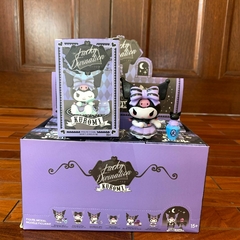 Cajita de Sorpresa de KUROMI LUCKY - Trae 1 Muñeco - comprar online