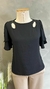 BLUSA 1247 GOTA LADO BORDADA LAZARA - Brumari Modas 
