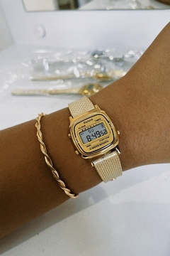 RELÓGIO MINI SILICONE DOURADO - comprar online