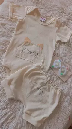 conjunto de calor gatinho