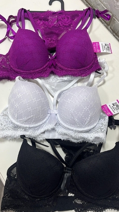 Conjunto Kiara na internet