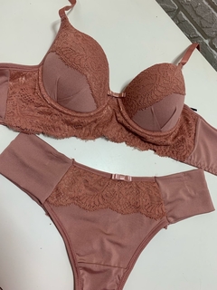 Conjunto toda delicada GG - loja online