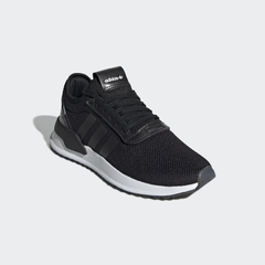 U Path X - Ops Sneakers Store