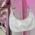 Bolsa con perlas - comprar en línea