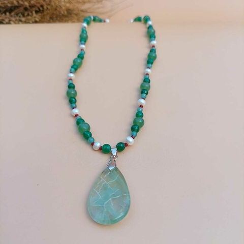 COLAR QUARTZO VERDE