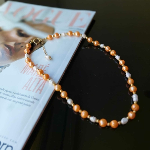 COLAR PÉROLA LARANJA