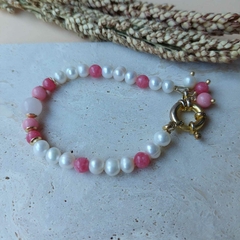 PULSEIRA PÉROLA E CALCEDÔNIA - comprar online