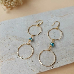 BRINCO OURO E CRISTAL na internet