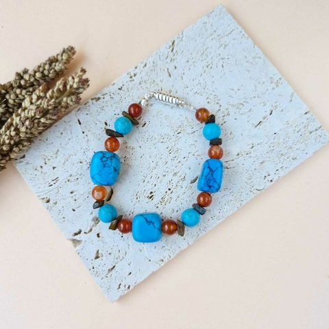 PULSEIRA HOWLITA E ÁGATA