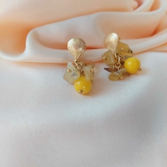 BRINCO MURANO AMARELO na internet