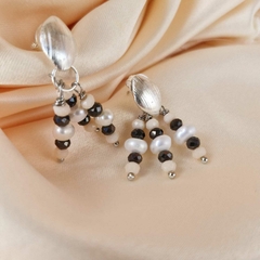 BRINCO CRISTAL E PÉROLA na internet