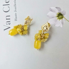 BRINCO BARRIL JADE AMARELO na internet