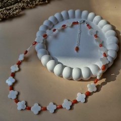 Imagem do CHOKER MADREPÉROLA FLOR