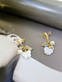 BRINCO NYMPHA na internet