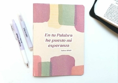 Cuaderno abrochado en internet
