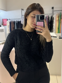 Tricot Antônia Preto na internet