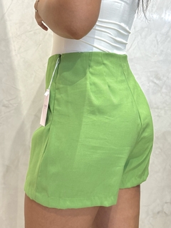 Shorts Lari Alfaiataria na internet