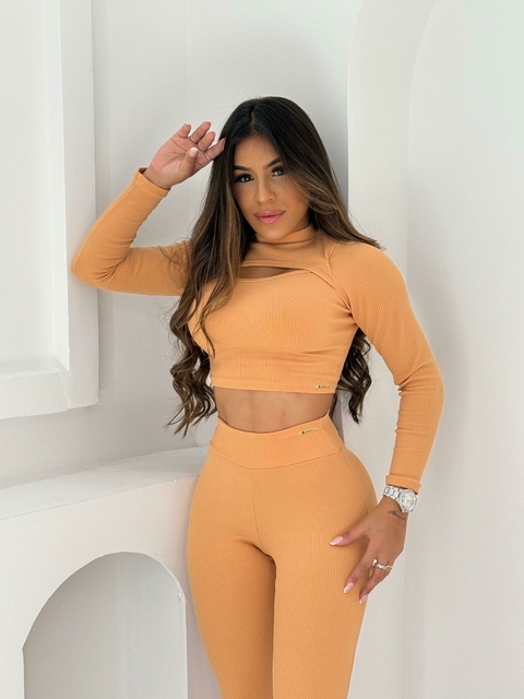 Calça flare canelada - comprar online