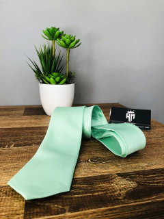 GRAVATA LISA VERDE MENTA - comprar online