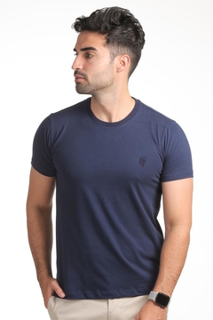 CAMISETA BÁSICA GOLA REDONDA LISA - RM CAMISARIA ROUPAS E ACESSORIOS