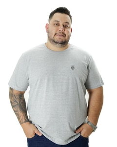 CAMISETA BÁSICA GOLA REDONDA LISA PLUS SIZE - comprar online