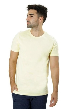 CAMISETA BÁSICA GOLA REDONDA LISA - comprar online