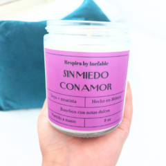 Vela de soya "Sin miedo, con amor" en internet