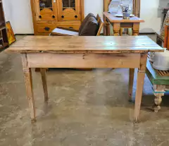 Mesa Antiga de Escola em Madeira de Demolição Peça Antiga na internet